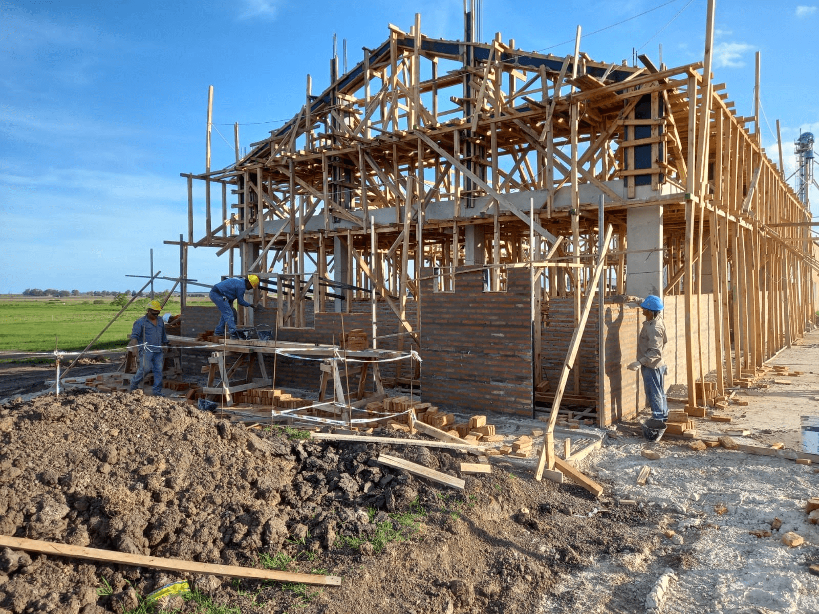 CAT LARROQUE - ENTRE RIOS